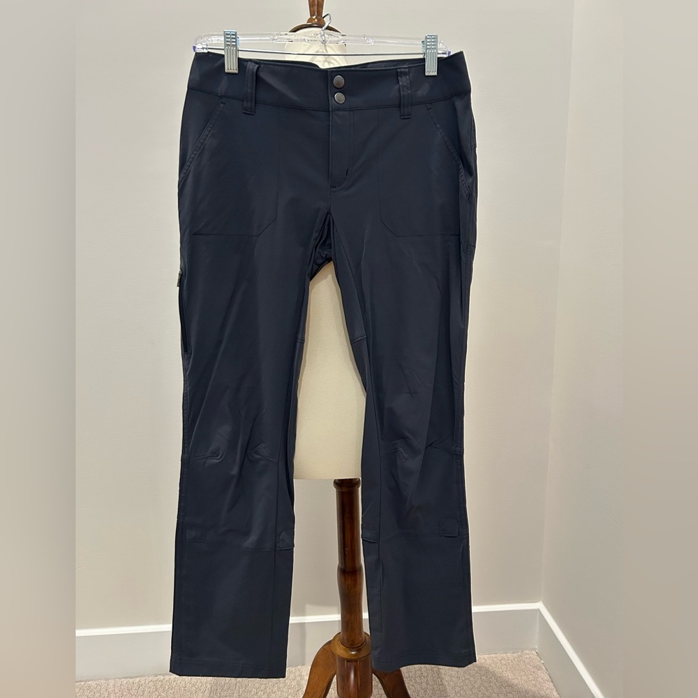 Columbia Women's Navy Cargo Pants